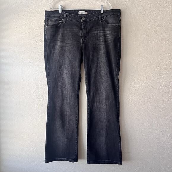 Levi’s Strauss 590‎ Women’s Boot Cut Black Jeans Denims Size 18 M - Picture 1 of 9